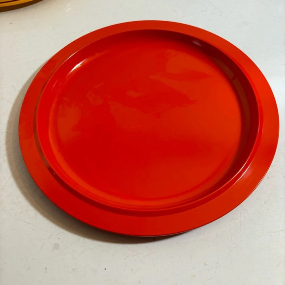 Vintage Rosti Mepal 1970’s set of melamine 7 dinner plates in yellow and orange - Picture 5 of 16